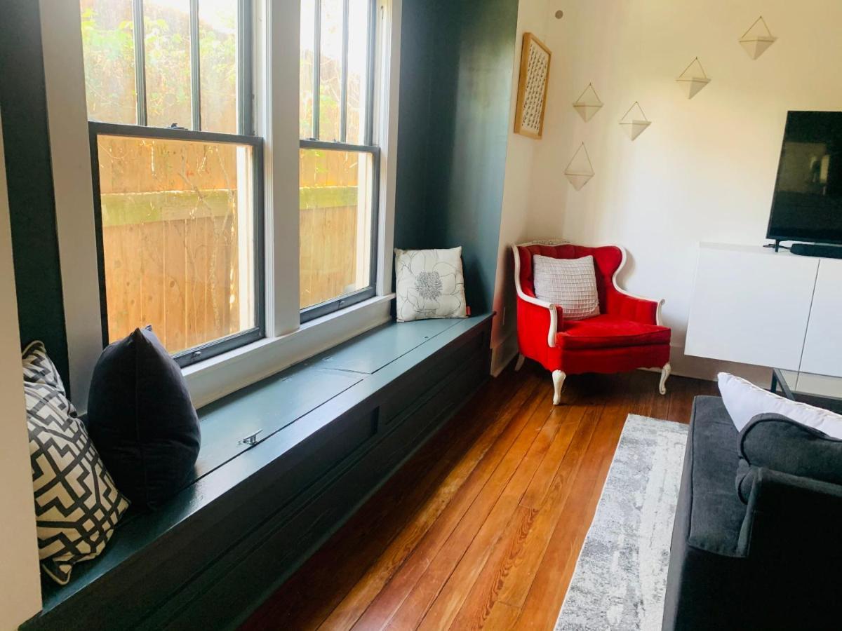 Private Room Downtown - Full House Access Lafayette Extérieur photo