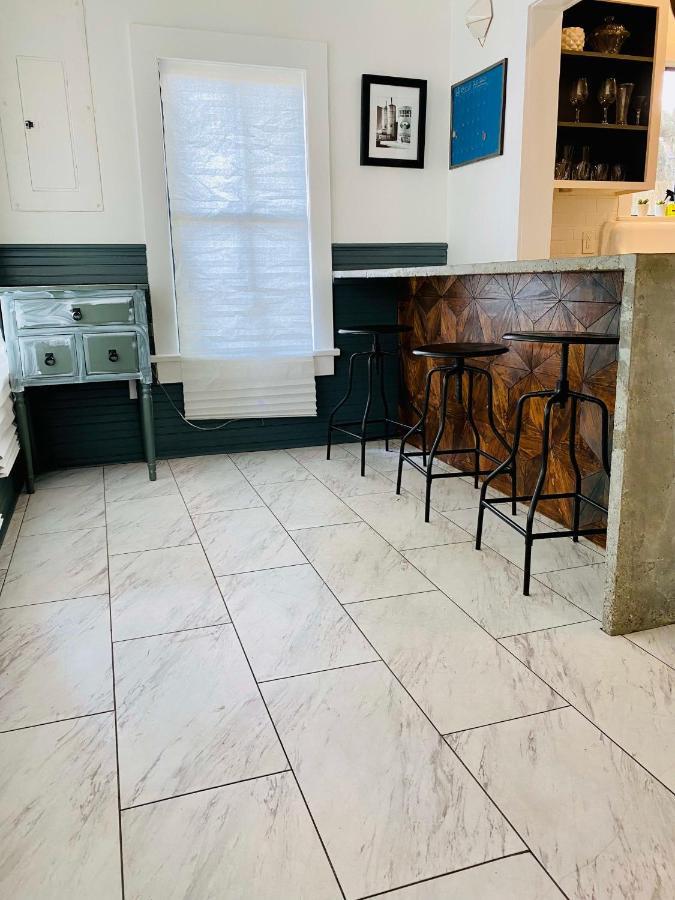 Private Room Downtown - Full House Access Lafayette Extérieur photo