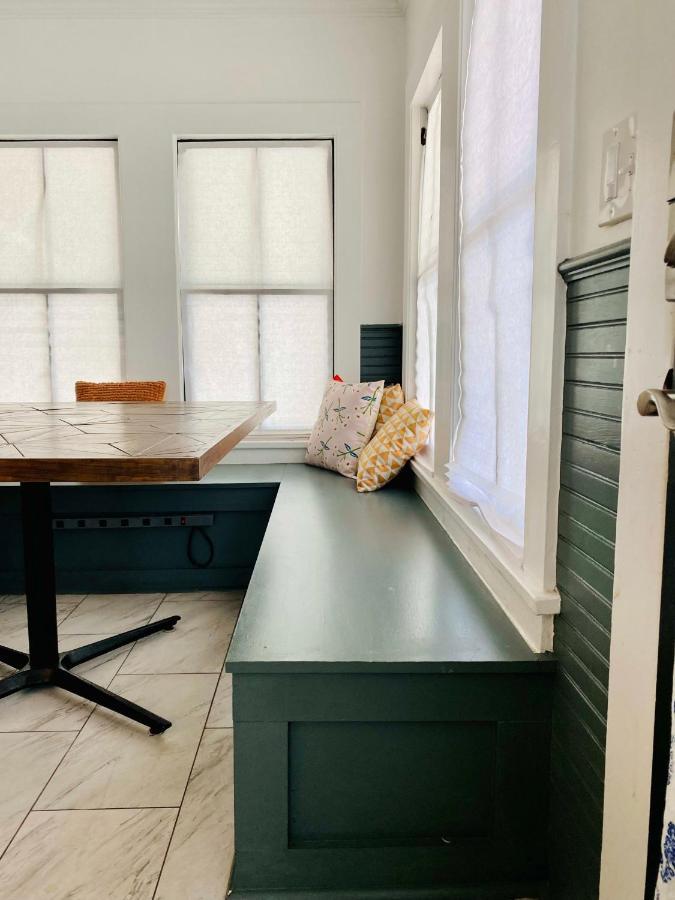 Private Room Downtown - Full House Access Lafayette Extérieur photo